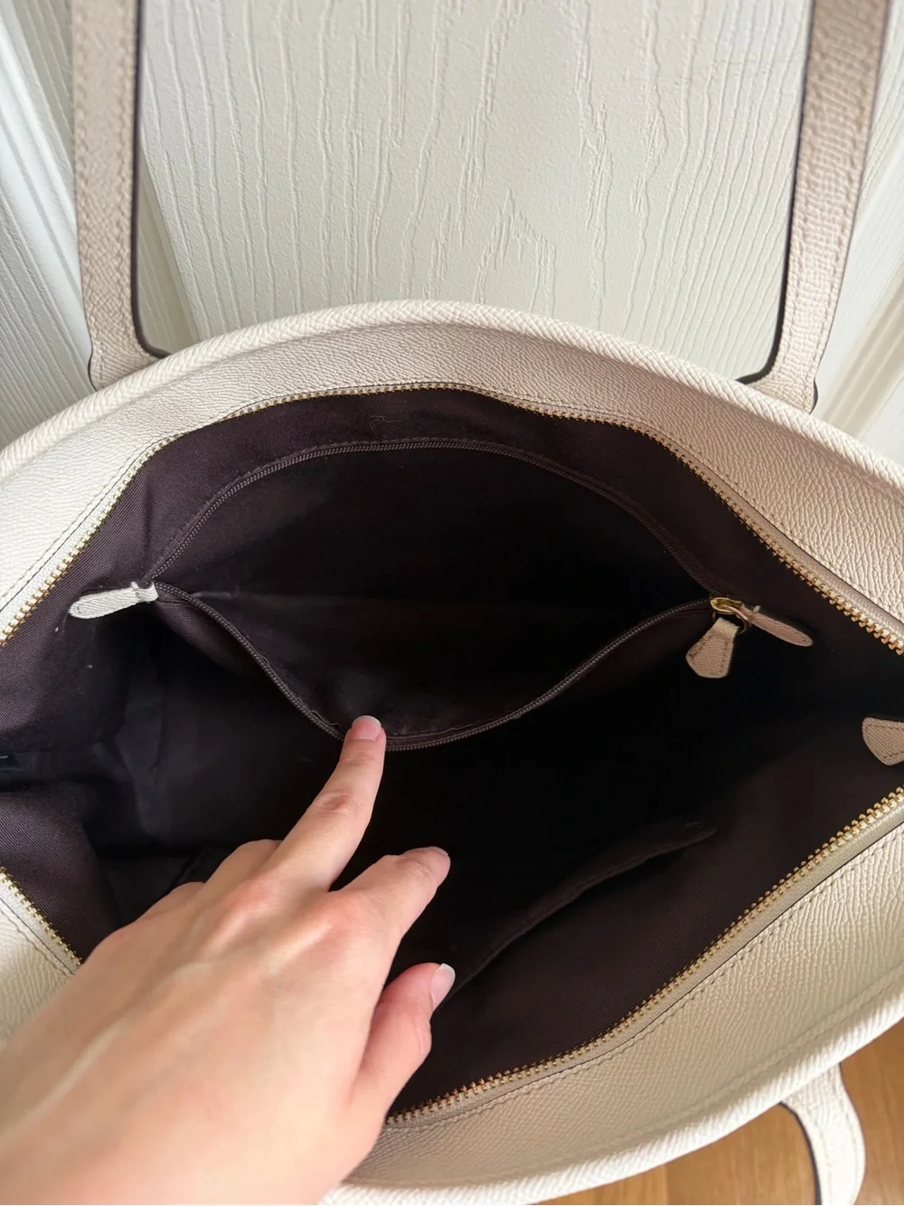 Coach Cream Leather Tote with Gold Logo Hardware